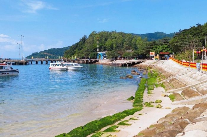 Cầu Cảng Cù Lao Chàm