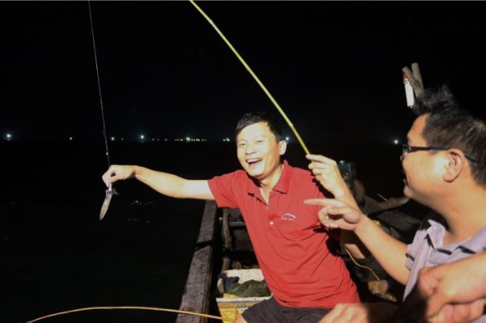 Câu mực đêm Cù Lao Chàm