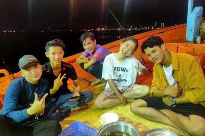 Câu mực đêm Cù Lao Chàm