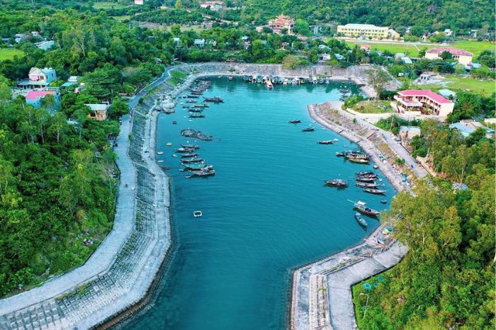 Địa điểm gần Eo Gió Cù Lao Chàm