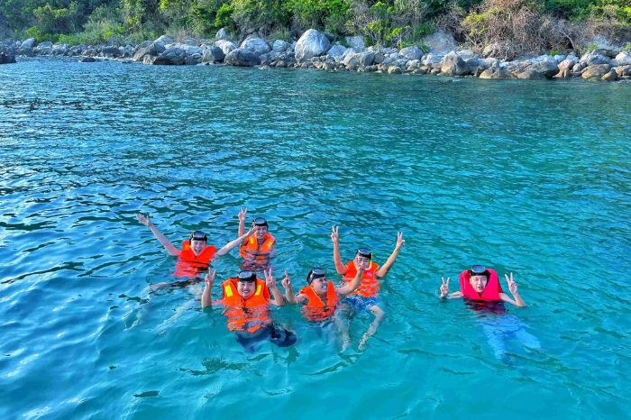 Không biết bơi lặn ngắm san hô Cù Lao Chàm được không