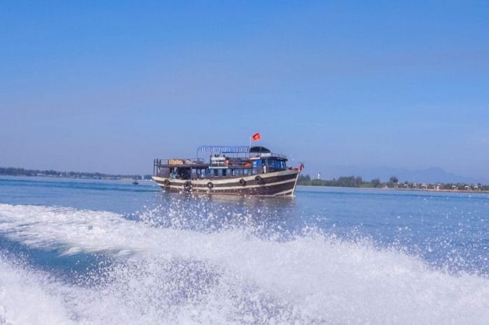 Phương tiện đi Cù Lao Chàm từ cảng Cửa Đại - Cù Lao Chàm